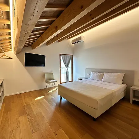 Del Delta 宾馆 科马基奥