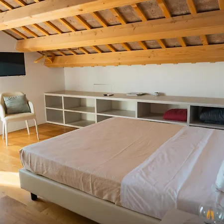 Del Delta 科马基奥